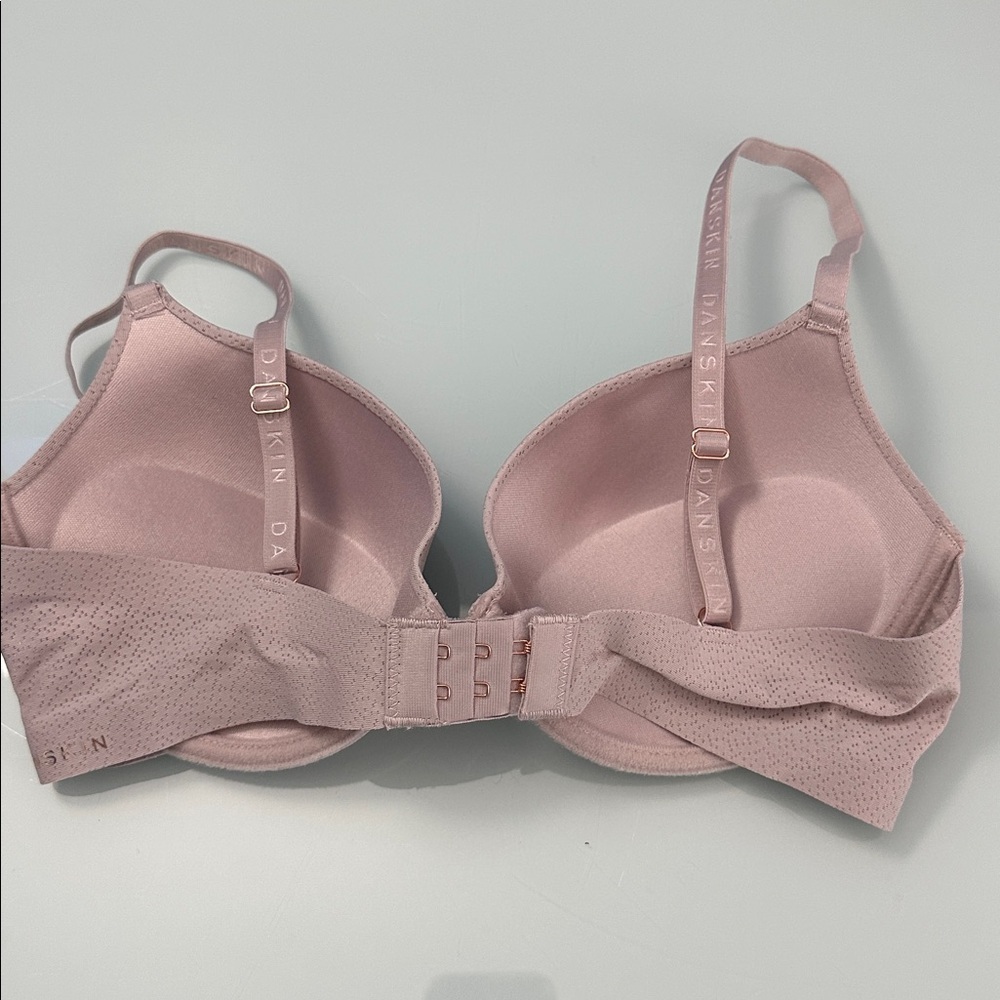 NWOT Danskin Sleek and Smooth Push Up Bra - Picture 4 of 5